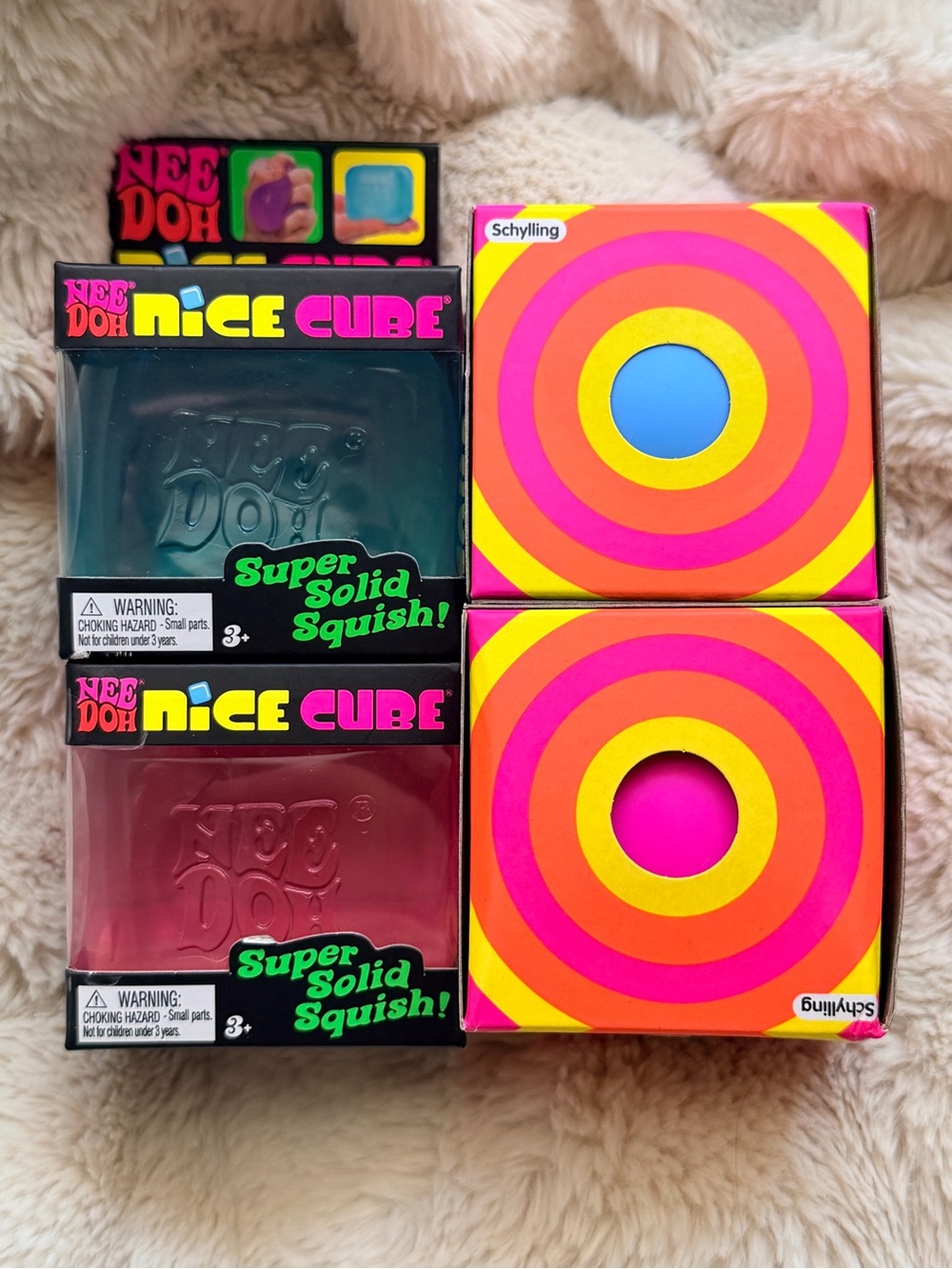 AUTHENTIC!! Needoh Nice Cube Color Change Ball Pink Blue Sealed! Squishy Bundle